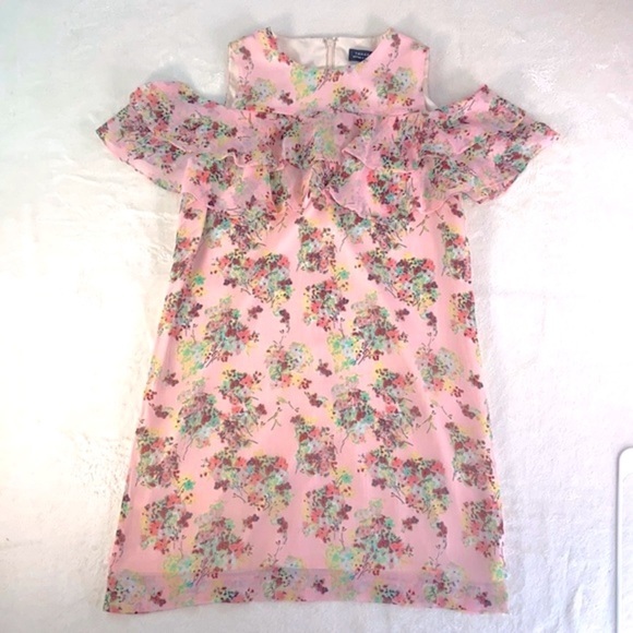 Tahari Arthur S. Levine Cold Shoulder Tiered Floral Dress - Picture 6 of 17